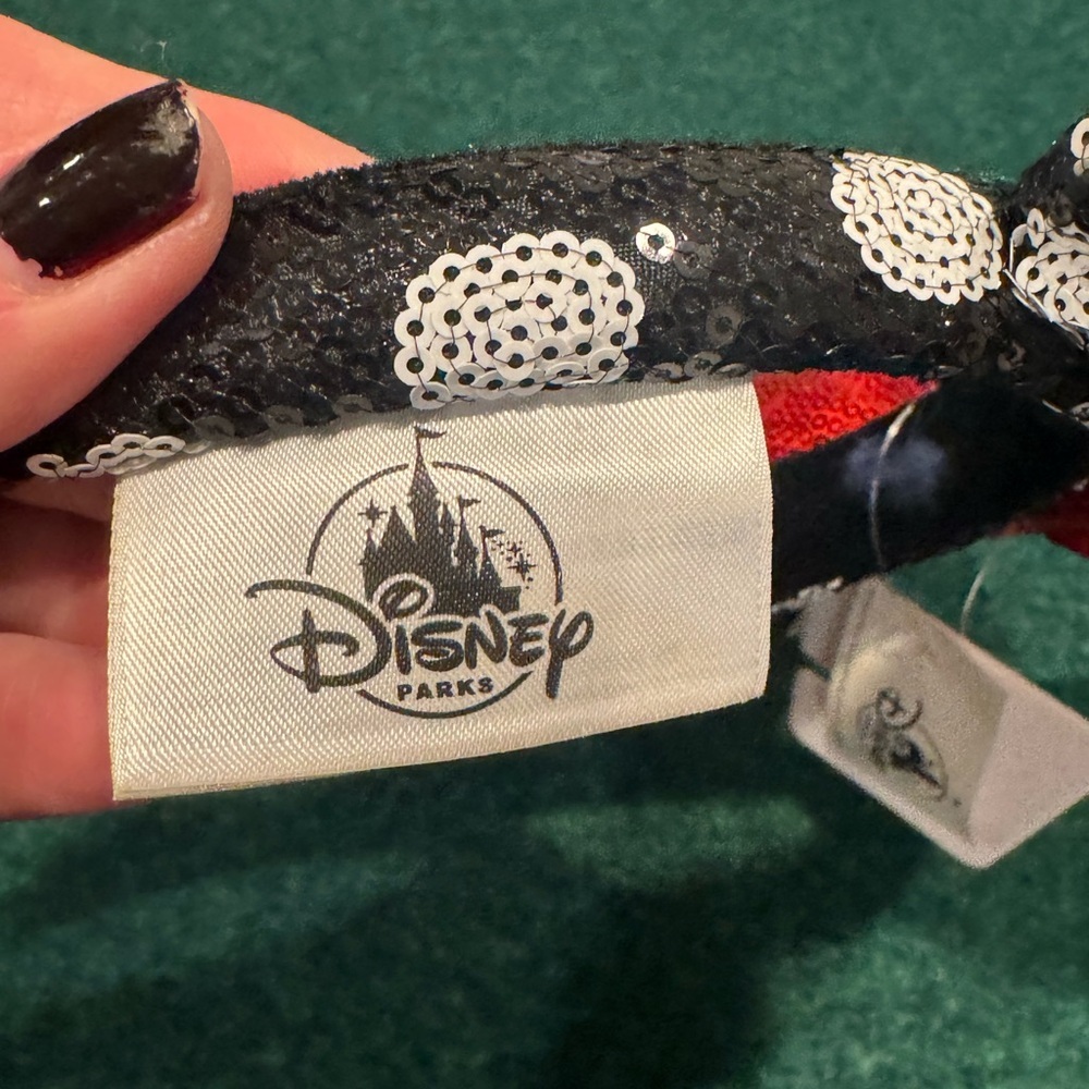 NWT Disney Minnie Mouse Black & White Sequin Ears w Red Bow - Picture 3 of 7